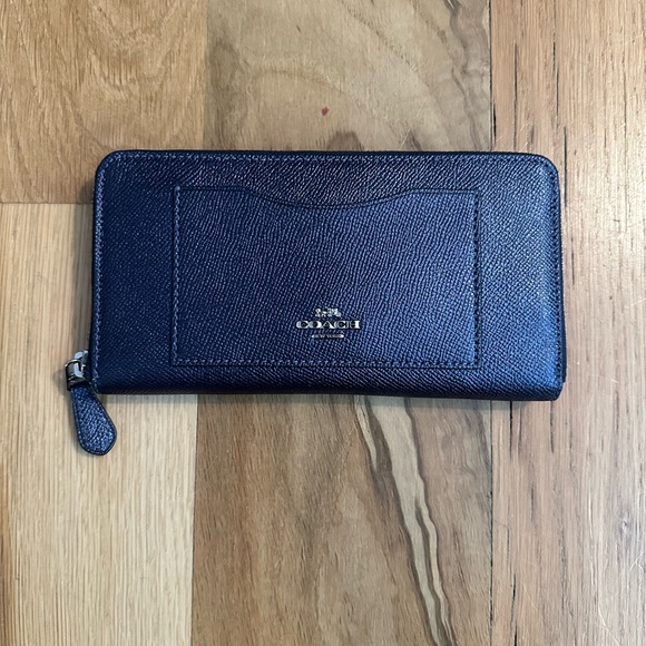 Coach Handbags - Coach Accordion Metallic Wallet